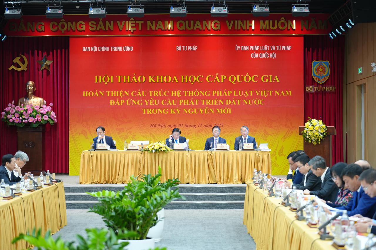 Bộ trưởng Bộ Tư pháp Nguyễn Hải Ninh: Nghị quyết số 66-NQ/TW thực sự là “lời hiệu triệu” cho một cuộc cải cách thể chế sâu sắc- Ảnh 5.