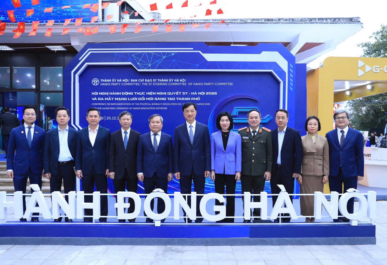 Trả lời phỏng vấn của Ủy viên Bộ Chính trị, Bí thư Thành ủy Hà Nội Nguyễn Duy Ngọc: Thủ đô Hà Nội với sứ mệnh tiên phong, sẵn sàng hiện thực hóa tầm nhìn Đại hội XIV của Đảng- Ảnh 4.