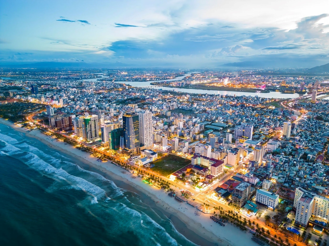 Những cơ chế tháo gỡ "chưa có tiền lệ" và chuyển động tích cực của thị trường bất động sản