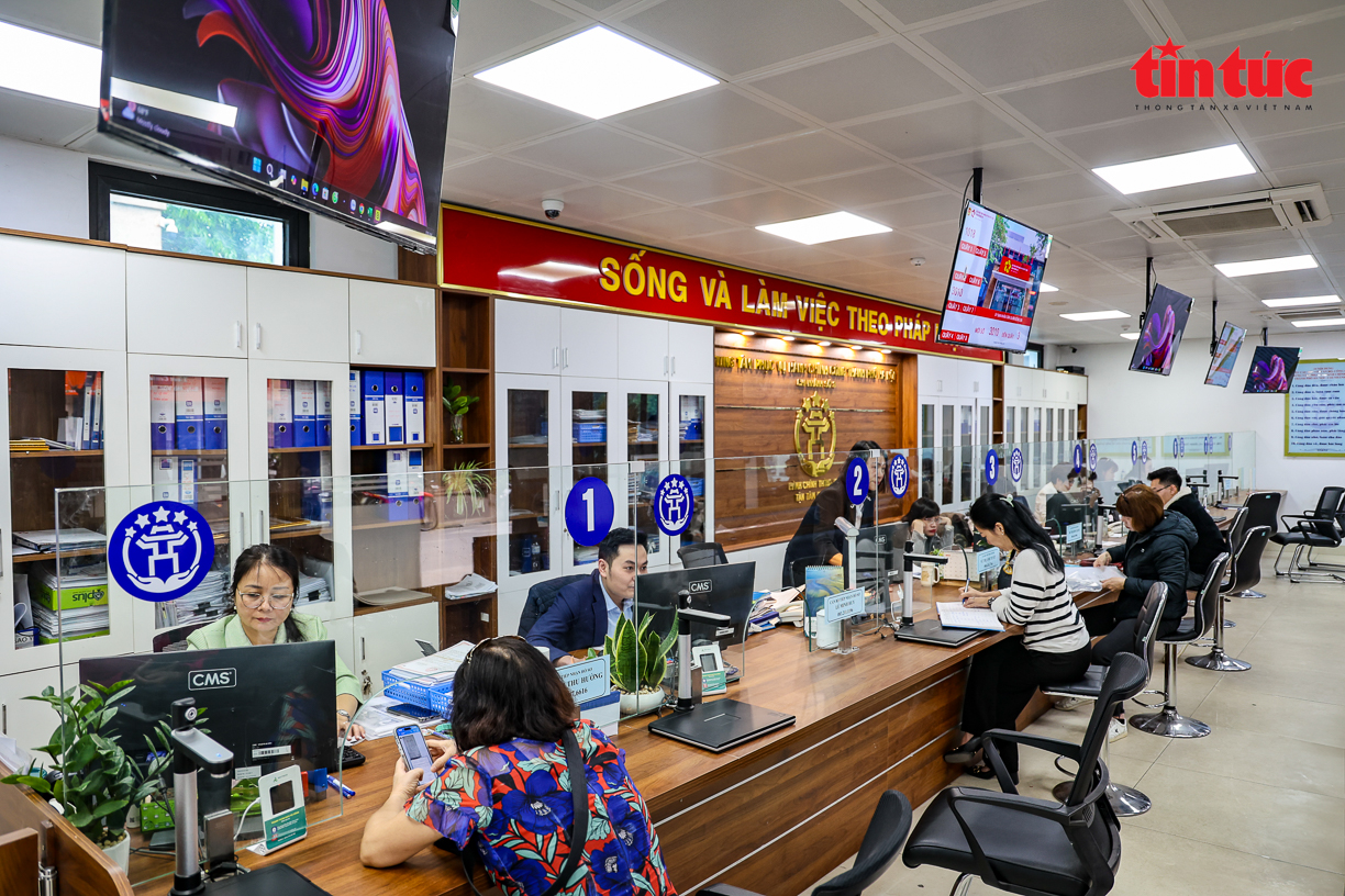 Thực hiện thủ tục hành chính theo cơ chế một cửa, một cửa liên thông- Ảnh 1.