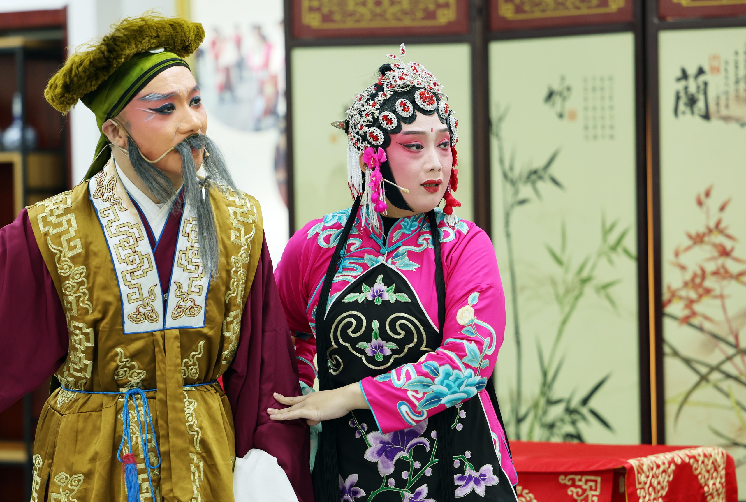 Photo Travel: Về Sơn Đông xem kịch Lữ- Ảnh 3. Photo Travel: Về Sơn Đông xem kịch Lữ- Ảnh 3.