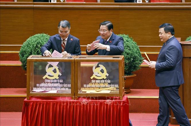 Đại hội XIV của Đảng: Bầu Ban Chấp hành Trung ương khóa XIV- Ảnh 9. Đại hội XIV của Đảng: Bầu Ban Chấp hành Trung ương khóa XIV- Ảnh 9.