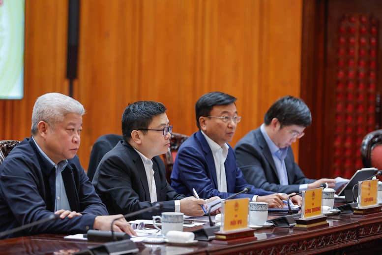 Thủ tướng: Triển khai Nghị quyết Đại hội XIV của Đảng ngay từ những ngày đầu, tuần đầu, tháng đầu- Ảnh 9.