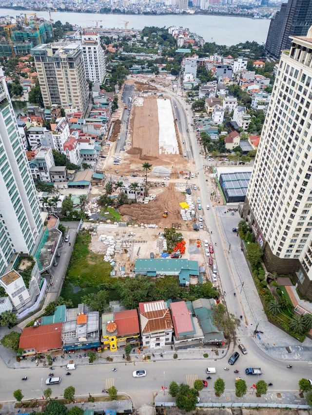 Dần thành hình tuyến đường ven hồ kết nối đến nhà hát đắt đỏ bậc nhất thế giới- Ảnh 1.