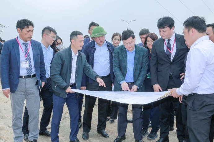 Tháo gỡ vướng mắc, đẩy nhanh tiến độ hoàn thành TTTM AEON Mall hơn 4.000 tỷ tại tỉnh từng đông dân nhất Việt Nam- Ảnh 1.