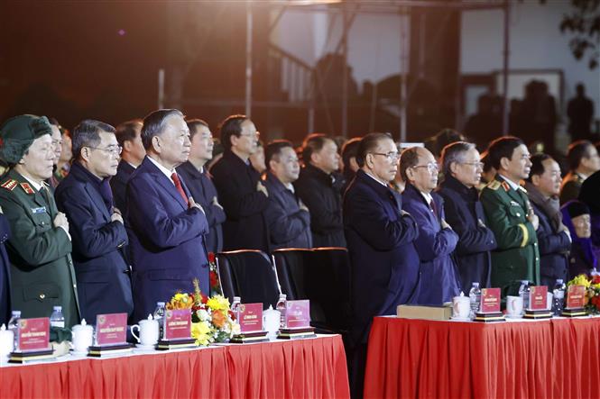 Tổng Bí thư dự Chương trình kỷ niệm 85 năm Ngày Bác Hồ về nước- Ảnh 3. Tổng Bí thư dự Chương trình kỷ niệm 85 năm Ngày Bác Hồ về nước- Ảnh 3.