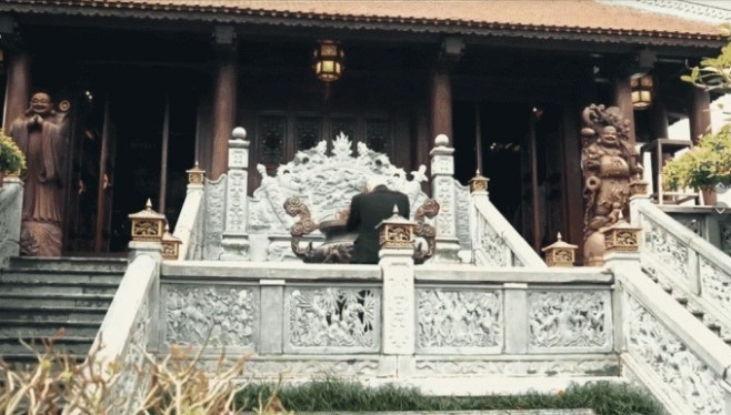 Biệt thự dát vàng của 'đại gia trại lợn': Rộng hàng nghìn m2, bên trong có trực thăng và du thuyền mạ vàng- Ảnh 6.