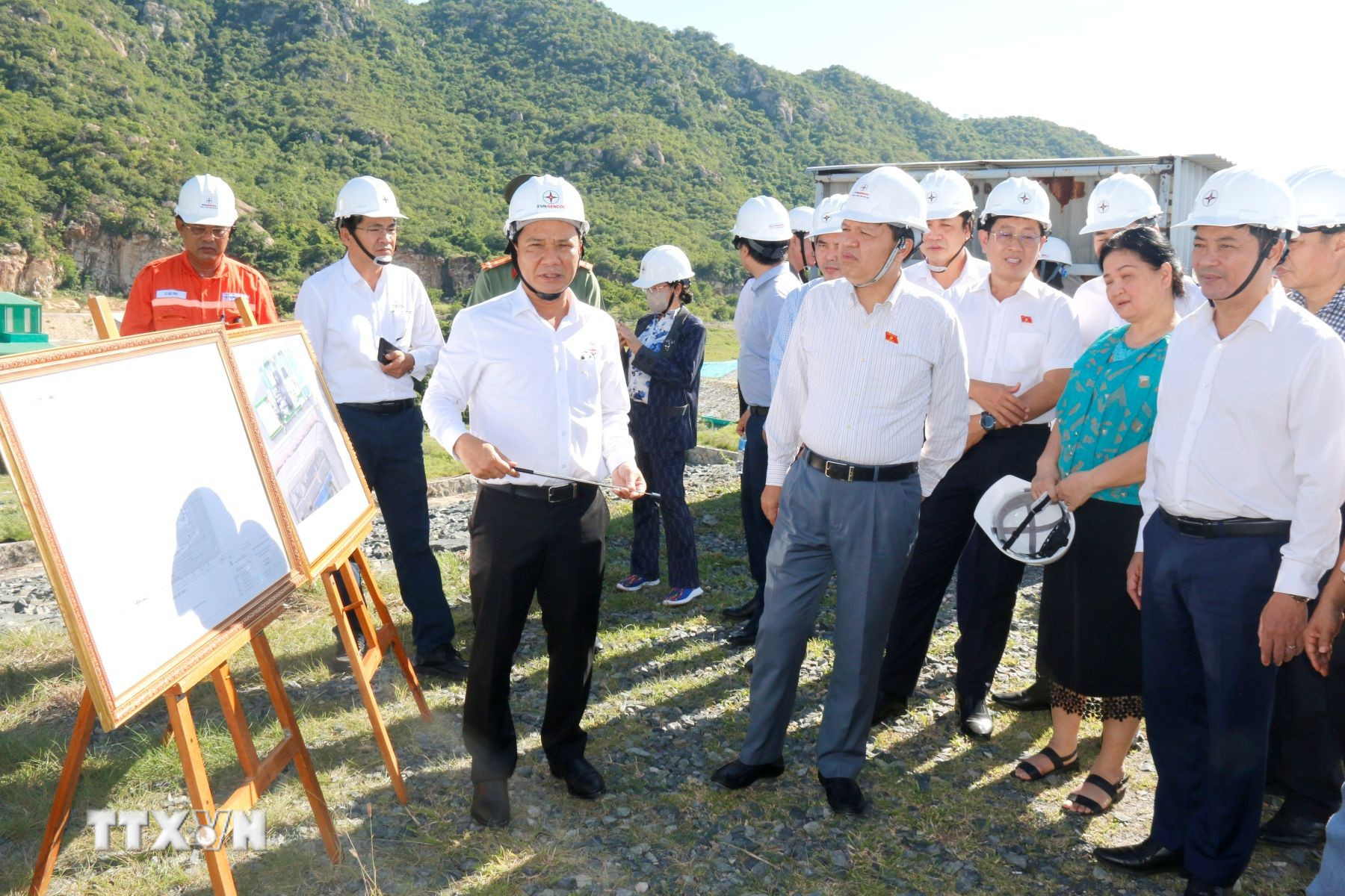 Đổi mới giám sát của Quốc hội: Nâng cao hiệu lực, hiệu quả hoạt động- Ảnh 7. Đổi mới giám sát của Quốc hội: Nâng cao hiệu lực, hiệu quả hoạt động- Ảnh 7.