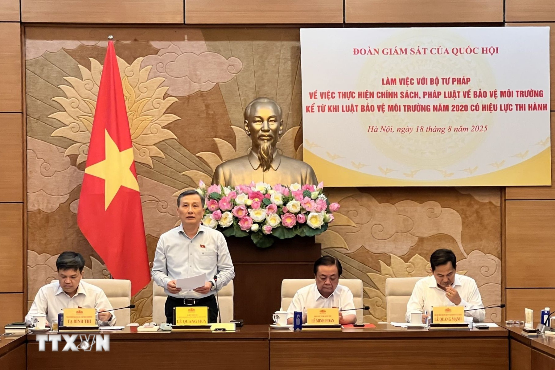 Đổi mới giám sát của Quốc hội: Nâng cao hiệu lực, hiệu quả hoạt động- Ảnh 5. Đổi mới giám sát của Quốc hội: Nâng cao hiệu lực, hiệu quả hoạt động- Ảnh 5.