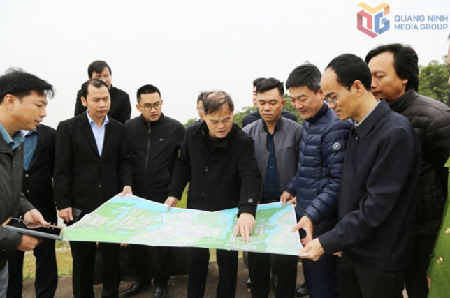 Việt Nam dự kiến có thêm quảng trường mới, sức chứa 100.000 người, tọa lạc tại vùng vịnh liên thông với Di sản thiên nhiên thế giới- Ảnh 1. Việt Nam dự kiến có thêm quảng trường mới, sức chứa 100.000 người, tọa lạc tại vùng vịnh liên thông với Di sản thiên nhiên thế giới- Ảnh 1.