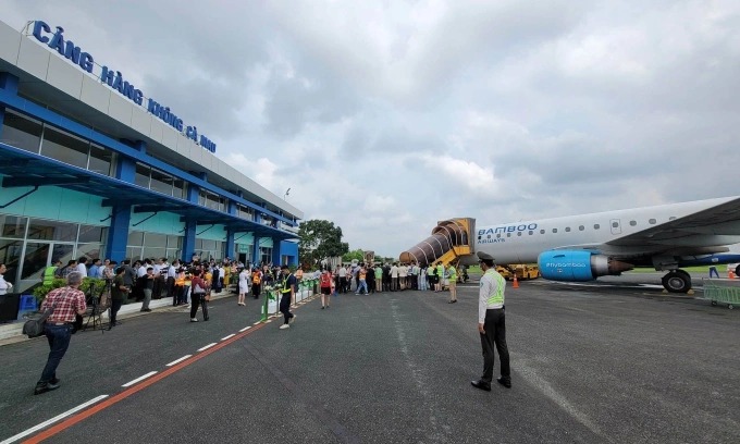 Sau khi đóng cửa nâng cấp, sân bay duy nhất Việt Nam chỉ khai thác 1 chặng đạt dấu mốc quan trọng- Ảnh 1. Sau khi đóng cửa nâng cấp, sân bay duy nhất Việt Nam chỉ khai thác 1 chặng đạt dấu mốc quan trọng- Ảnh 1.