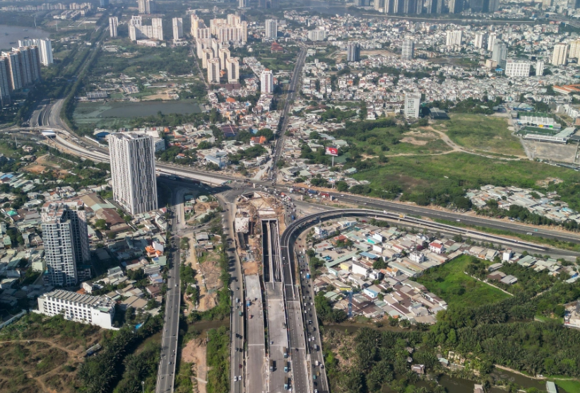 Hôm nay, chính thức thông xe hầm chui tại nút giao nghìn tỷ lớn nhất thành phố giàu nhất Việt Nam- Ảnh 2.