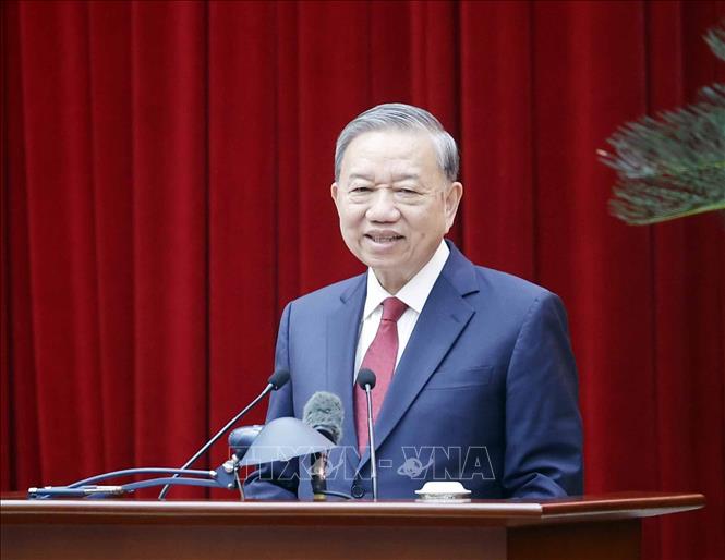 Tổng Bí thư gặp mặt thành viên các Tiểu ban chuẩn bị Đại hội XIV của Đảng- Ảnh 1.