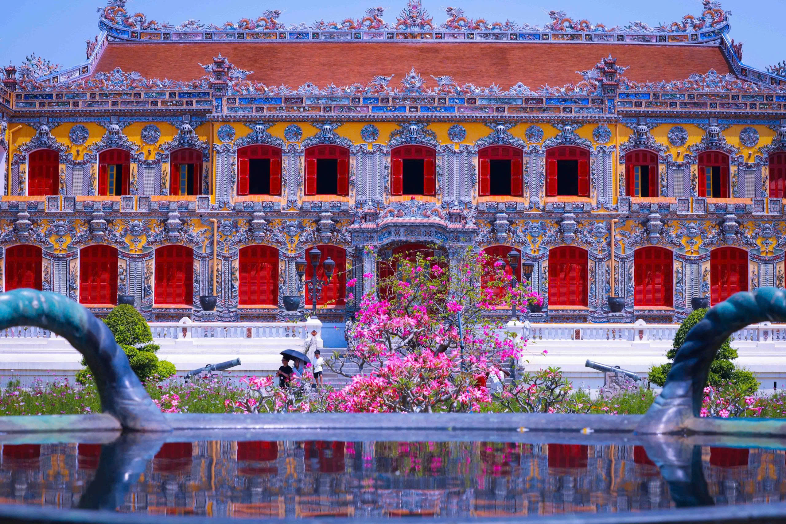 Dòng chảy đô thị Huế: Bên kia lối mới bên này kiểu xưa- Ảnh 6. Dòng chảy đô thị Huế: Bên kia lối mới bên này kiểu xưa- Ảnh 6.