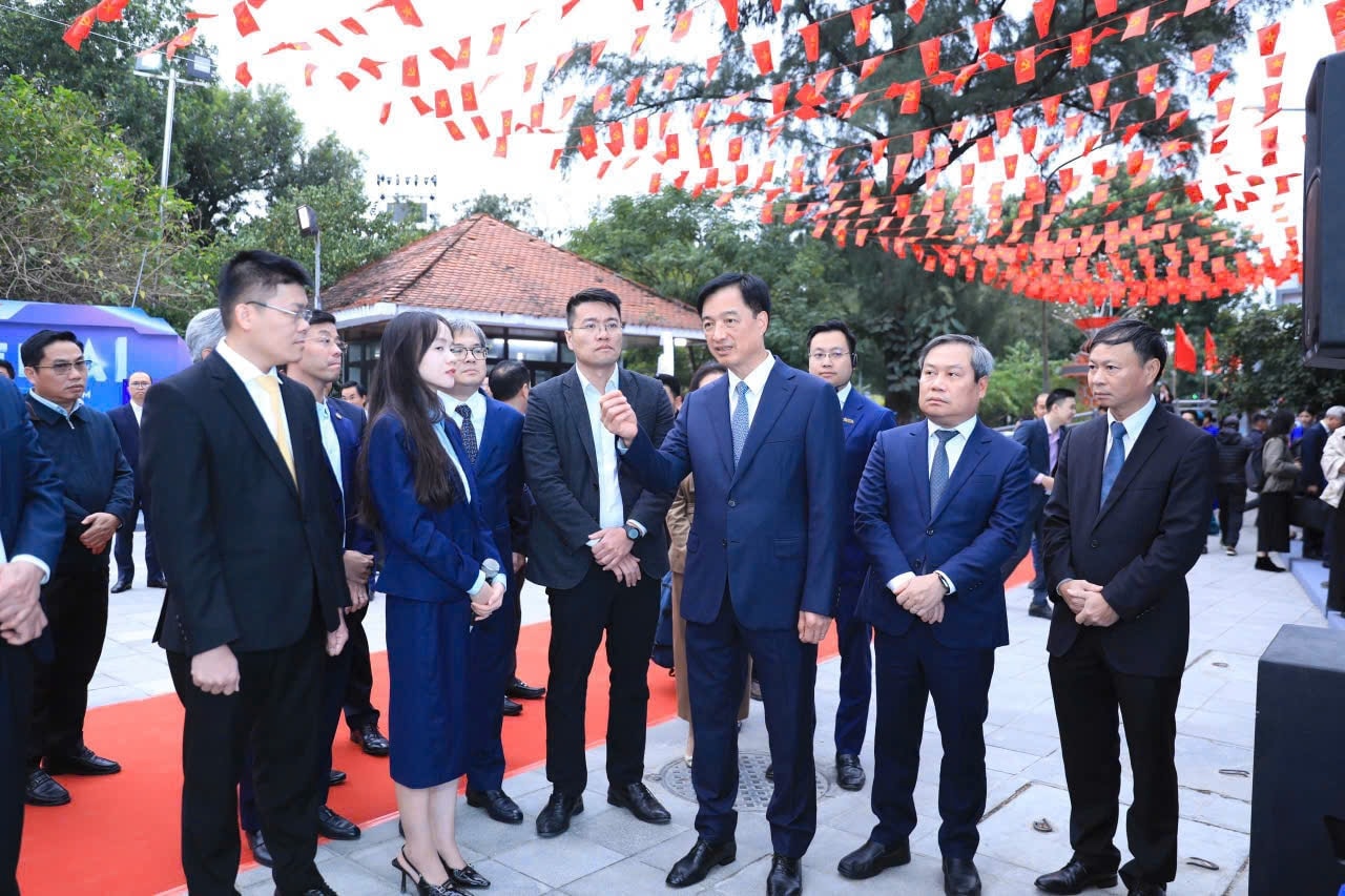 Ủy viên Bộ Chính trị, Bí thư Thành ủy Hà Nội Nguyễn Duy Ngọc: Thủ đô Hà Nội văn hiến và anh hùng - Khẳng định bản lĩnh, trí tuệ, tầm vóc trong kỷ nguyên mới- Ảnh 6.