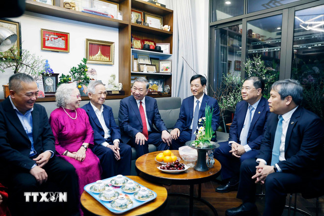 Tổng Bí thư Tô Lâm thăm, chúc Tết Đảng bộ, chính quyền, nhân dân Thủ đô Hà Nội- Ảnh 3.