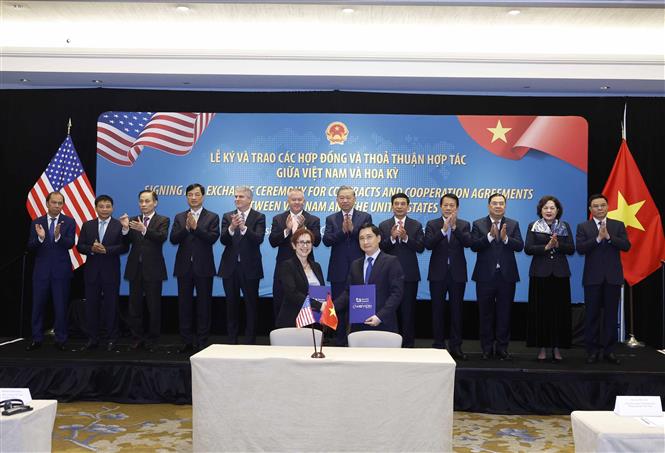 Tổng Bí thư chứng kiến lễ ký và trao các thoả thuận hợp tác giữa Việt Nam và Hoa Kỳ- Ảnh 6.