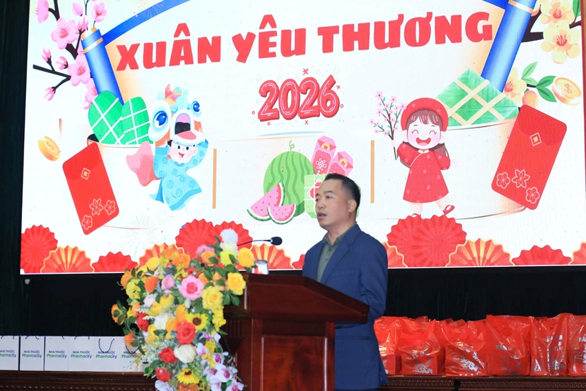 Trao tặng quà Xuân Yêu thương 2026 cho trẻ em xã Bình An, Ninh Bình- Ảnh 7.