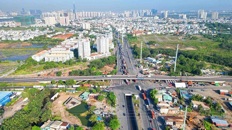 Nút giao thông 4 tầng đầu tiên tại TP. HCM tiếp tục ‘vỡ kế hoạch’- Ảnh 2.