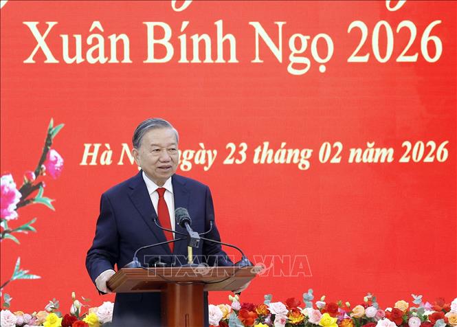 Tổng Bí thư Tô Lâm chúc Tết cán bộ, công chức Văn phòng Trung ương Đảng- Ảnh 7. Tổng Bí thư Tô Lâm chúc Tết cán bộ, công chức Văn phòng Trung ương Đảng- Ảnh 7.