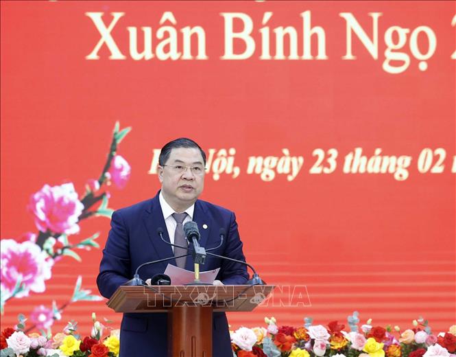 Tổng Bí thư Tô Lâm chúc Tết cán bộ, công chức Văn phòng Trung ương Đảng- Ảnh 8. Tổng Bí thư Tô Lâm chúc Tết cán bộ, công chức Văn phòng Trung ương Đảng- Ảnh 8.