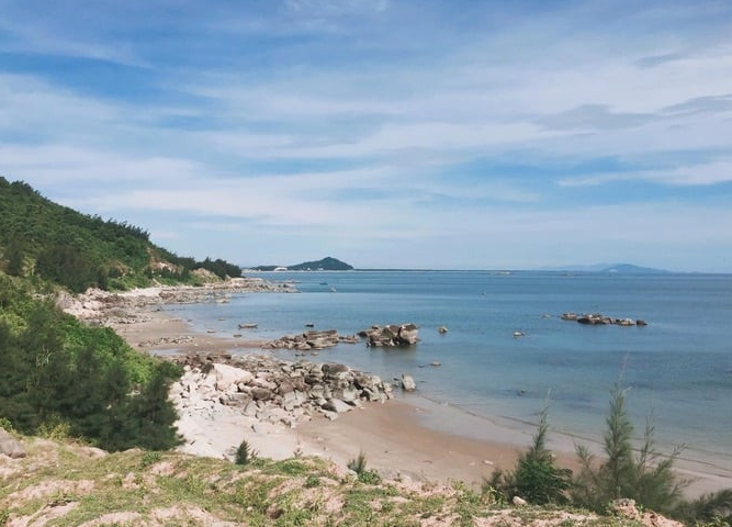 Quy hoạch 'Cung đàn biển miền Trung’ trở thành Khu du lịch quốc gia, tương lai là điểm nghỉ dưỡng hàng đầu Bắc Trung Bộ- Ảnh 2.