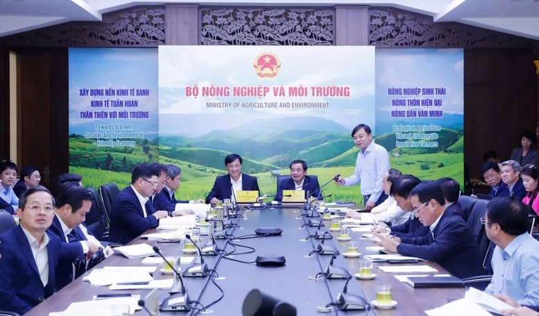 Hình ảnh tại buổi làm việc. Nguồn ảnh: Báo Chính phủ Hình ảnh tại buổi làm việc. Nguồn ảnh: Báo Chính phủ