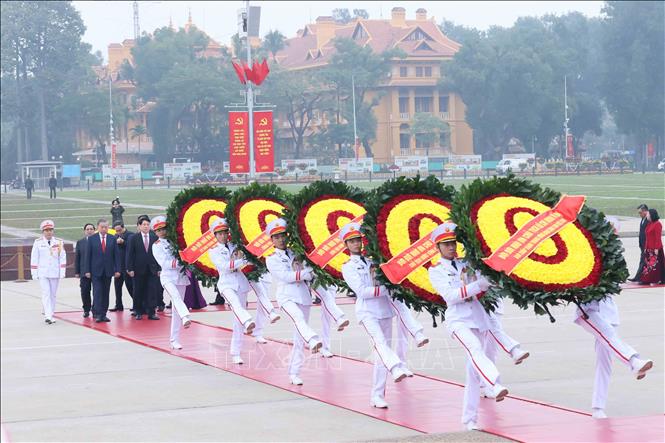 Lãnh đạo Đảng, Nhà nước viếng Chủ tịch Hồ Chí Minh nhân kỷ niệm 96 năm Ngày thành lập Đảng- Ảnh 1. Lãnh đạo Đảng, Nhà nước viếng Chủ tịch Hồ Chí Minh nhân kỷ niệm 96 năm Ngày thành lập Đảng- Ảnh 1.