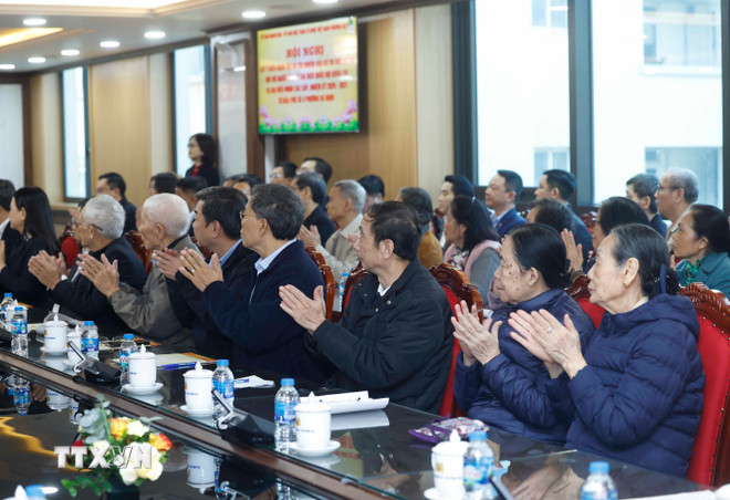 Tổng Bí thư dự Hội nghị lấy ý kiến cử tri nơi cư trú đối với người ứng cử đại biểu Quốc hội- Ảnh 2.