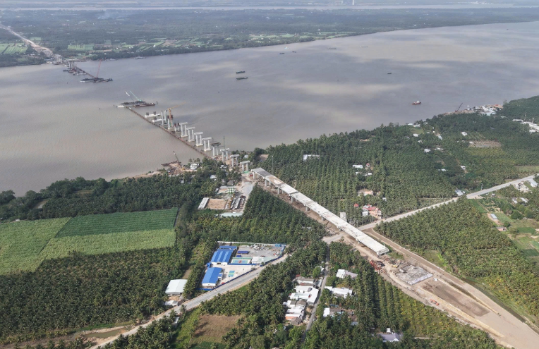 3 tháng nữa, chính thức thông xe cầu vượt sông 4.000 tỷ xóa bỏ toàn bộ các bến phà lâu đời, nối thông 2 tỉnh thành miền Tây- Ảnh 2.