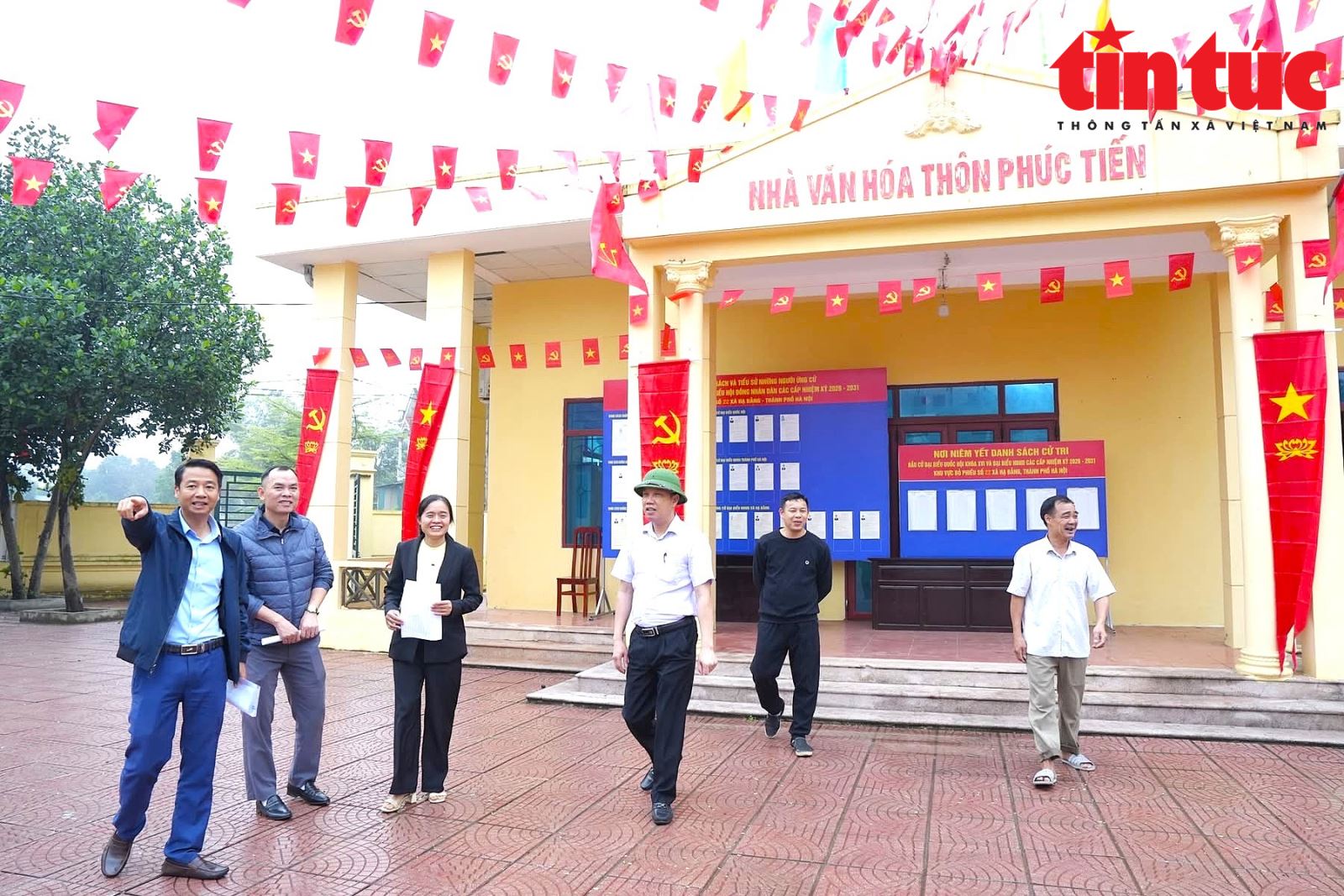 Thủ đô rộn ràng không khí đón ngày bầu cử- Ảnh 6.