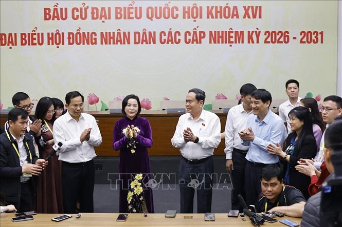 Chủ tịch Quốc hội Trần Thanh Mẫn: Thông tin bầu cử được truyền tải nhanh chóng, chính xác, an toàn- Ảnh 2.