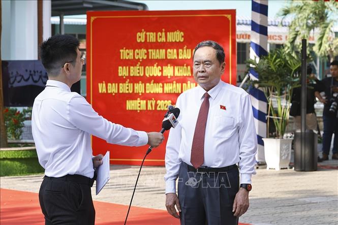 Chủ tịch Quốc hội Trần Thanh Mẫn bỏ phiếu bầu cử tại TP Hồ Chí Minh- Ảnh 3.