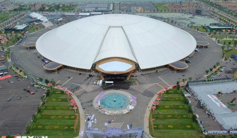 Chưa từng có trong lịch sử: Huy động 24.000 tấn thép, 1.000 người làm việc xuyên suốt 300 ngày đêm, Việt Nam hoàn thành công trình lớn nhất Đông Nam Á, lập kỷ lục thế giới- Ảnh 2.