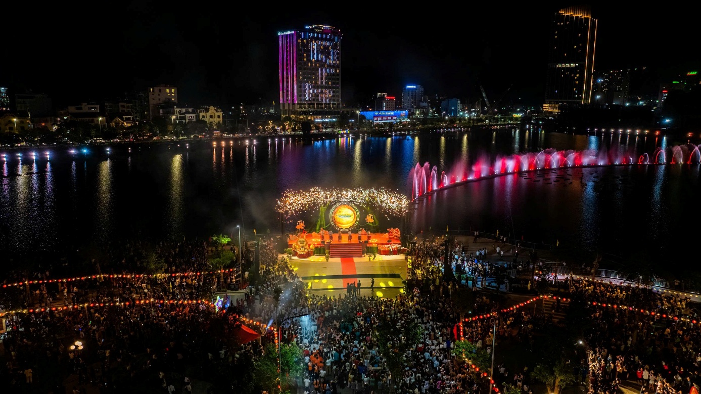 Hạ tầng mở rộng, cửa ngõ phía Tây TP.HCM nổi lên trong chu kỳ phát triển đô thị mới- Ảnh 2.