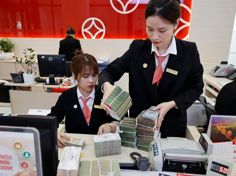 Áp lực vốn cho mục tiêu tăng trưởng hai con số giai đoạn mới- Ảnh 1.