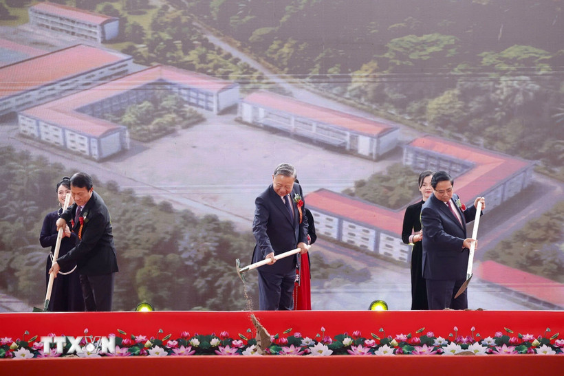 Tổng Bí thư: Đưa Trường Phổ thông nội trú thành "cột mốc mềm" về giáo dục vùng biên- Ảnh 1.