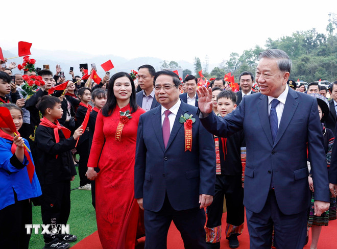 Tổng Bí thư: Đưa Trường Phổ thông nội trú thành "cột mốc mềm" về giáo dục vùng biên- Ảnh 3.