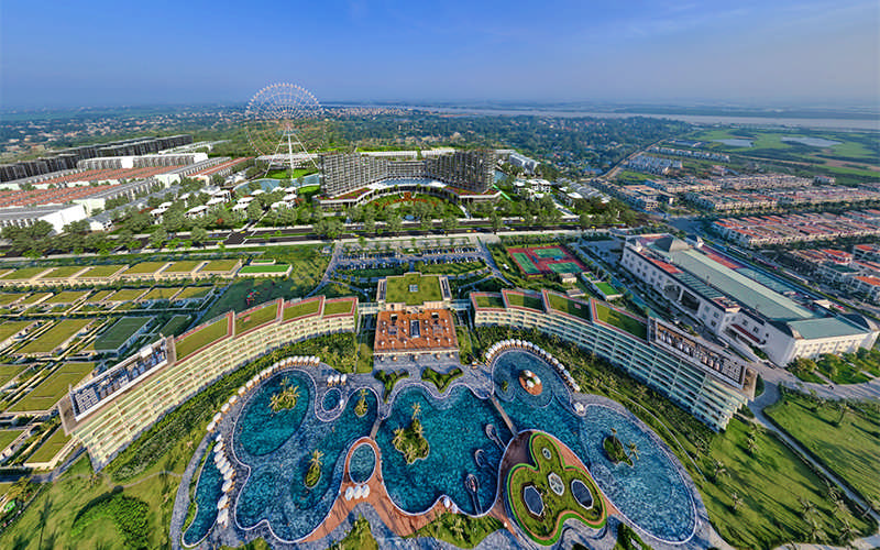 Quần thể du lịch nghỉ dưỡng hơn 5.500 tỷ với 152 bể bơi của FLC từng sở hữu 2 kỷ lục 'nhất Việt Nam'- Ảnh 1. Quần thể du lịch nghỉ dưỡng hơn 5.500 tỷ với 152 bể bơi của FLC từng sở hữu 2 kỷ lục 'nhất Việt Nam'- Ảnh 1.