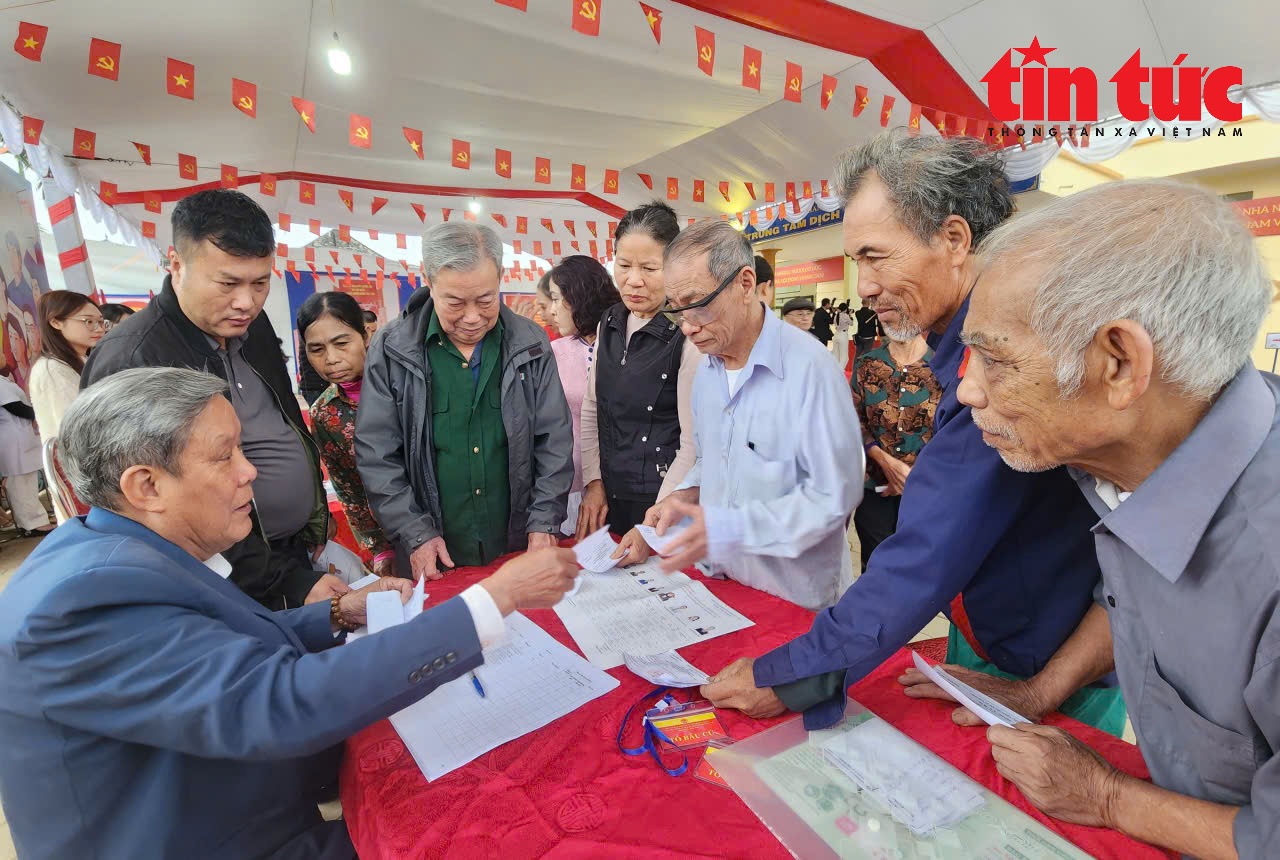 Hà Nội công bố 125 người trúng cử đại biểu HĐND thành phố- Ảnh 1.