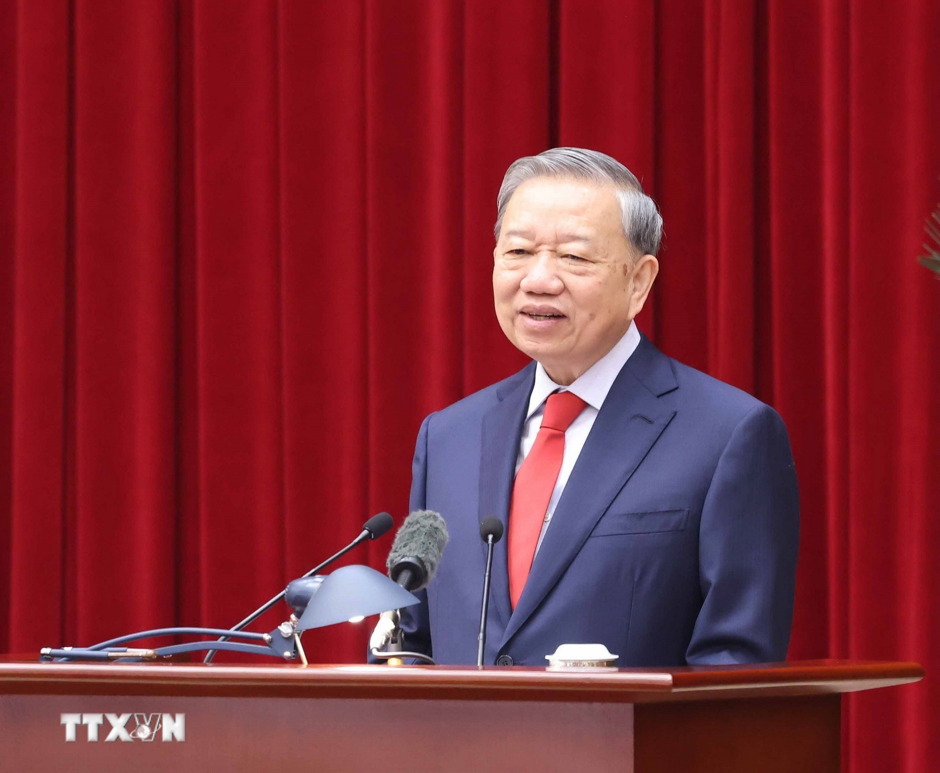 Toàn văn phát biểu của Tổng Bí thư Tô Lâm khai mạc Hội nghị Trung ương lần thứ 2- Ảnh 1. Toàn văn phát biểu của Tổng Bí thư Tô Lâm khai mạc Hội nghị Trung ương lần thứ 2- Ảnh 1.