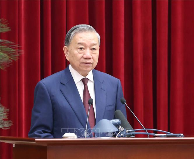 Bế mạc Hội nghị lần thứ 2 BCH TƯ Đảng khóa XIV: Thống nhất cao về những vấn đề lớn, hệ trọng- Ảnh 1.