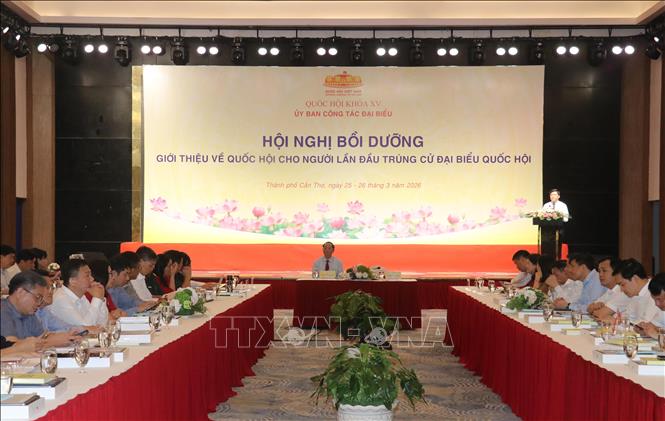 Bồi dưỡng, giới thiệu về Quốc hội cho người lần đầu trúng cử đại biểu Quốc hội- Ảnh 2.