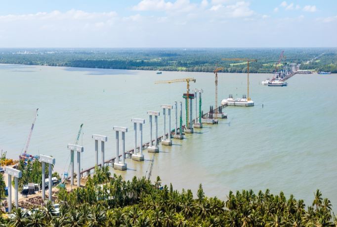 Cầu dây văng lớn thứ 2 Việt Nam, thuộc dự án 8.000 tỷ rút ngắn khoảng 80km từ miền Tây đến TP. HCM có điều chỉnh quan trọng- Ảnh 1.