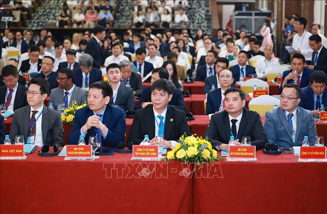 Thủ tướng Phạm Minh Chính: Doanh nghiệp hãy cùng Thanh Hóa phát huy lợi thế và cống hiến, chia sẻ- Ảnh 6. Thủ tướng Phạm Minh Chính: Doanh nghiệp hãy cùng Thanh Hóa phát huy lợi thế và cống hiến, chia sẻ- Ảnh 6.