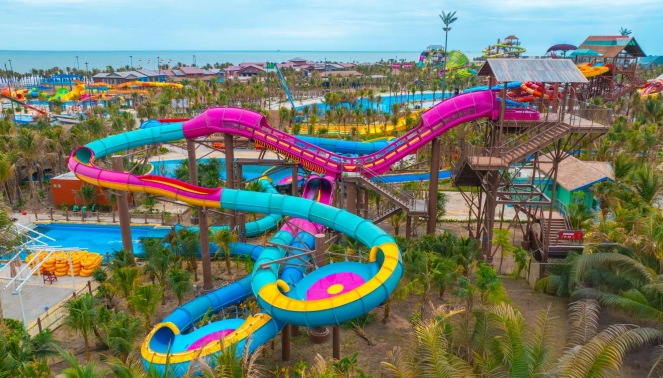 Công viên nước đạt 2 kỷ lục thế giới của Việt Nam tung ưu đãi chưa từng có cho sinh viên- Ảnh 2.