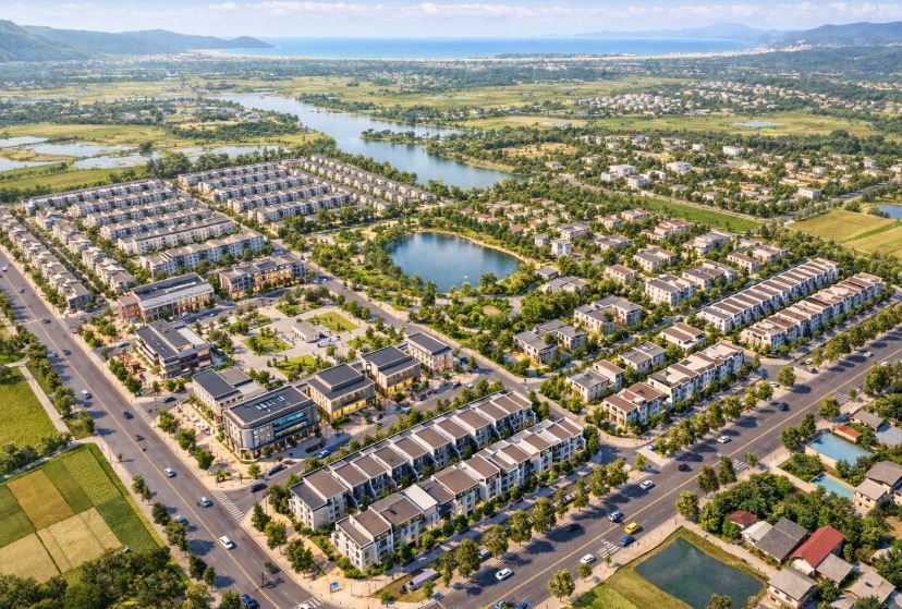 Khu đô thị hơn 400.000m2 tại tỉnh có đường bờ biển đẹp bậc nhất Việt Nam đang tìm nhà đầu tư- Ảnh 1.
