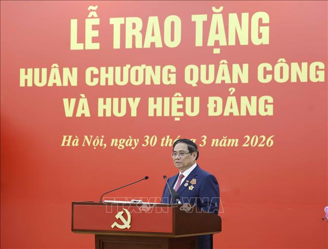 Tổng Bí thư Tô Lâm chủ trì Lễ trao tặng Huân chương Quân công và Huy hiệu Đảng- Ảnh 7. Tổng Bí thư Tô Lâm chủ trì Lễ trao tặng Huân chương Quân công và Huy hiệu Đảng- Ảnh 7.