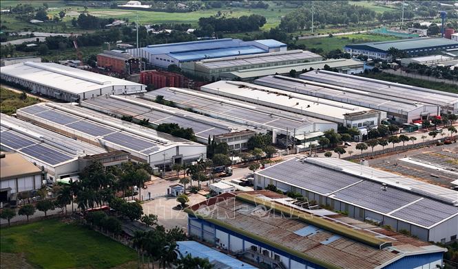 Chỉ thị của Thủ tướng về tiết kiệm điện và phát triển điện mặt trời mái nhà- Ảnh 2. Chỉ thị của Thủ tướng về tiết kiệm điện và phát triển điện mặt trời mái nhà- Ảnh 2.