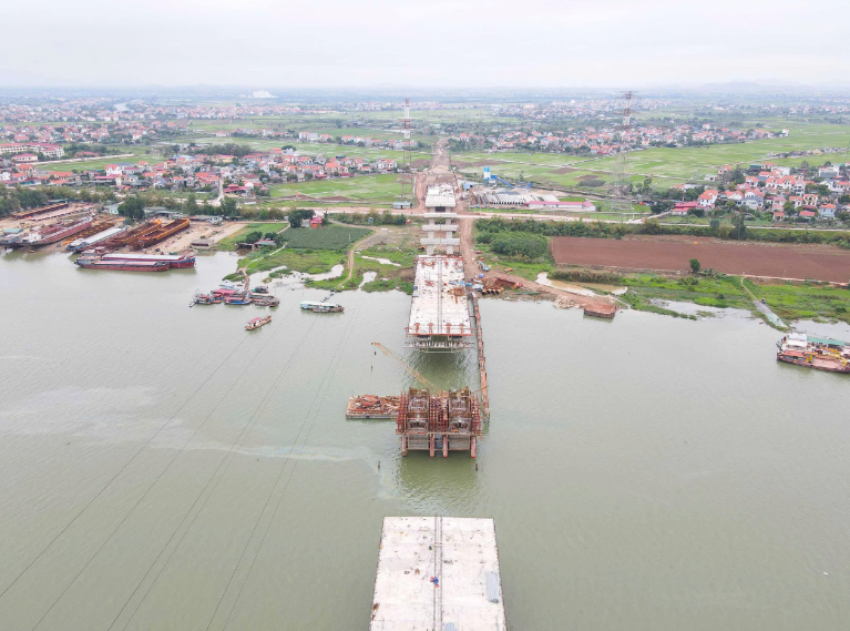 Chỉ 6 tháng nữa, chính thức thông xe cây cầu đầu tiên bắc qua sông Thái Bình nối Bắc Ninh - Hải Phòng- Ảnh 2.